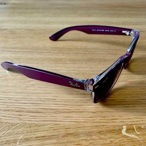 Ray-Ban New Wayfarer Purple Sunglasses 🕶️